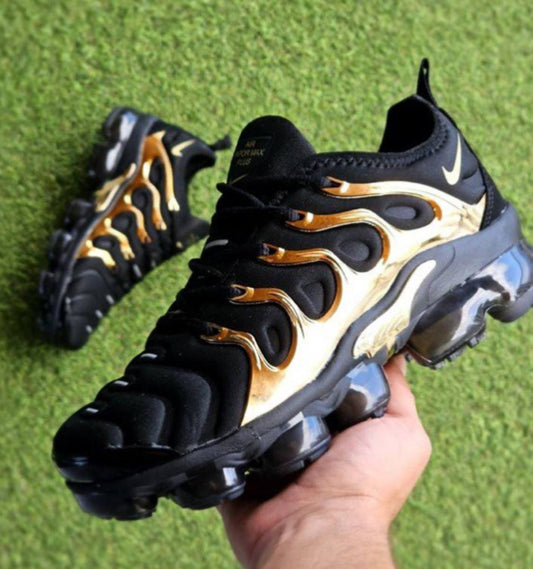NIKE VAPORPLUS NEGRO DORADO