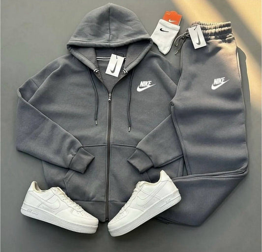 OFERTON COMBO CONJUNTO NIKE GRIS+ AIR FORCE
