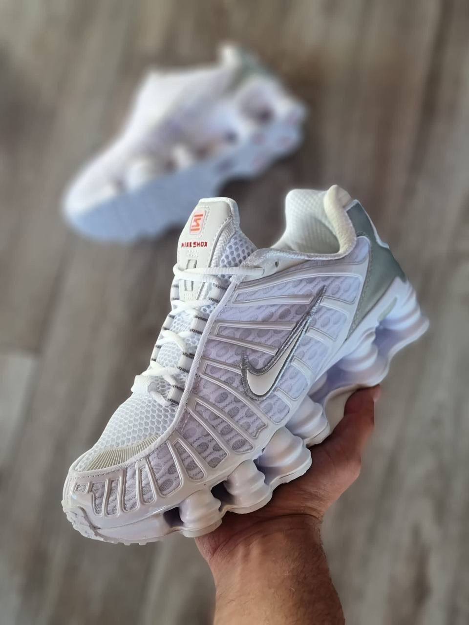 NIKE SHOX BLANCO/PLATA