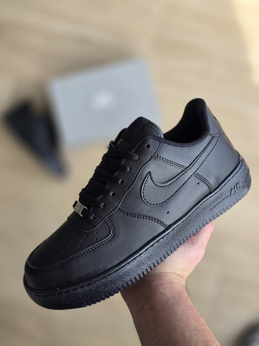 ZAPATILLAS NIKE AIR FORCE NEGRA